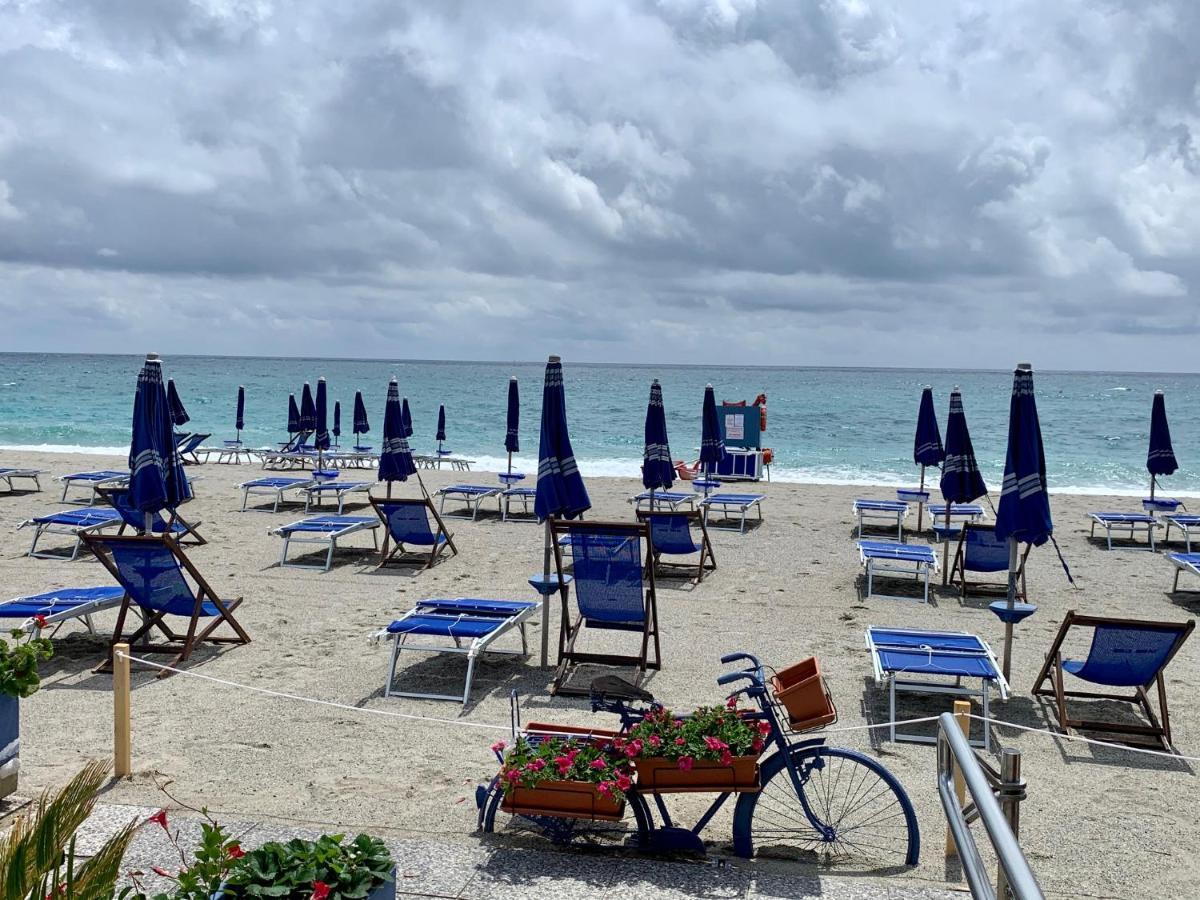 Hotel Mare Inn Finale Ligure Zewnętrze zdjęcie